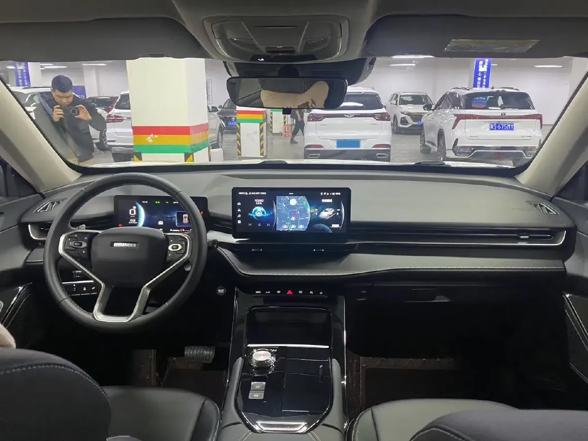 2024 Haval H6 1.5T 184HP L4 7DCT,autocango,china used car exporter,china ev exporter,chinese used car exporter,chinese used ev exporter