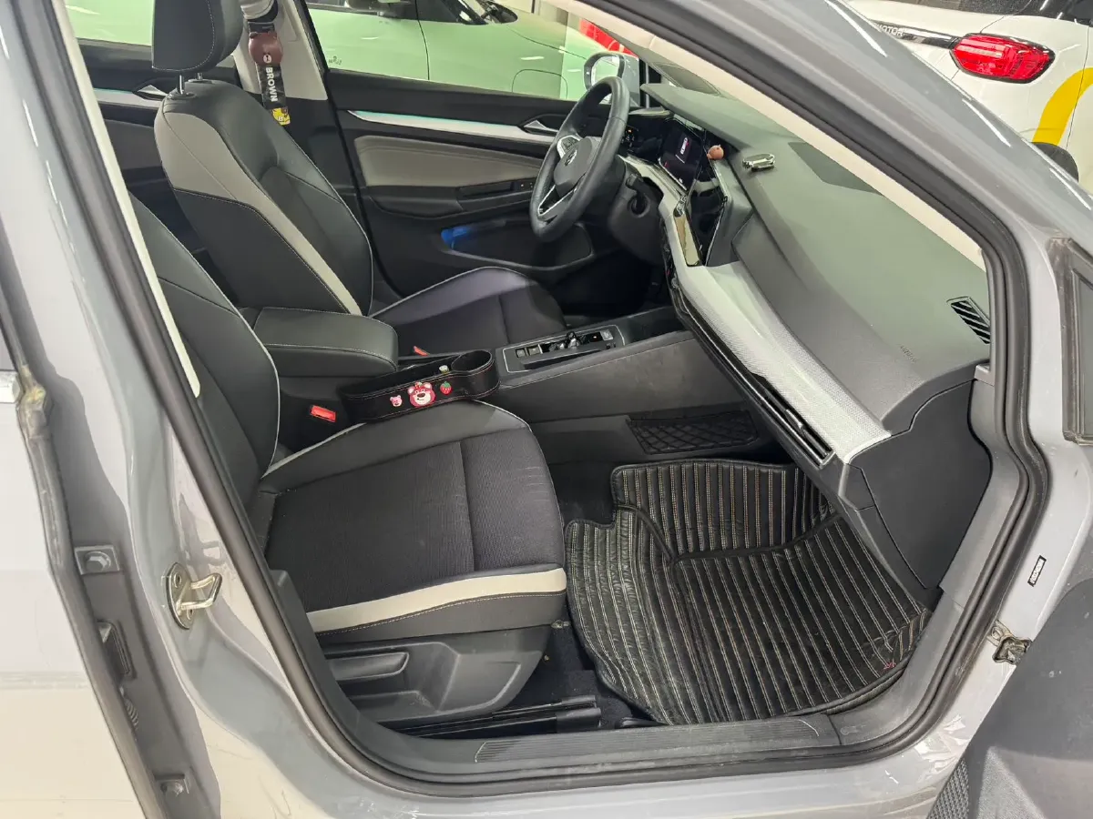 2021 Volkswagen Golf 1.4T 150HP L4 7DCT,autocango,china used car exporter,china ev exporter,chinese used car exporter,chinese used ev exporter