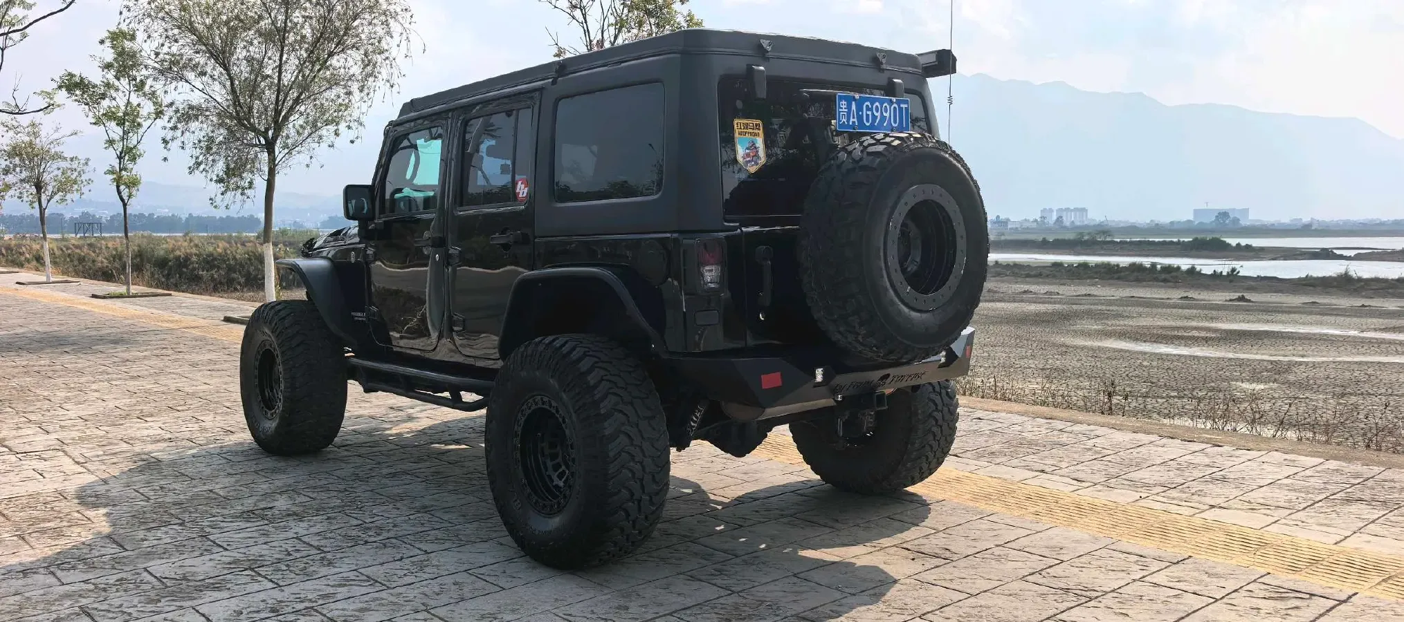 2017 Jeep Wrangler 3.6L 284HP V6 5AT,autocango,china used car exporter,china ev exporter,chinese used car exporter,chinese used ev exporter
