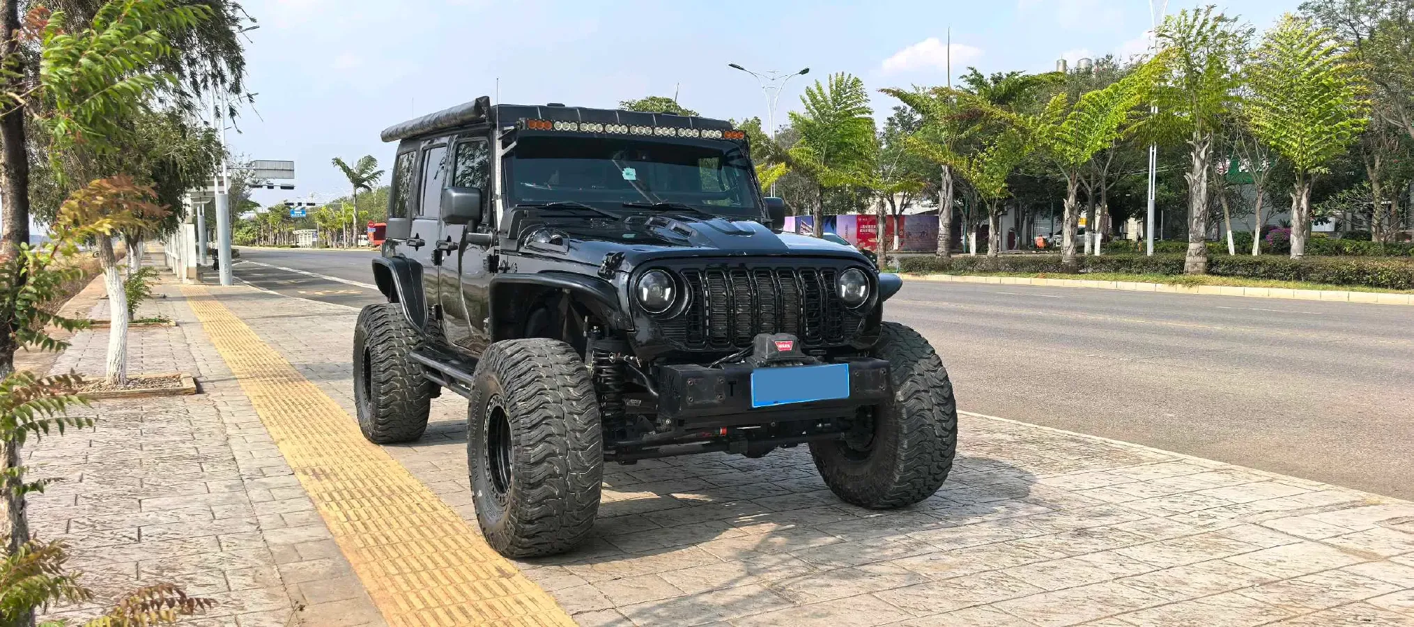 2017 Jeep Wrangler 3.6L 284HP V6 5AT,autocango,china used car exporter,china ev exporter,chinese used car exporter,chinese used ev exporter