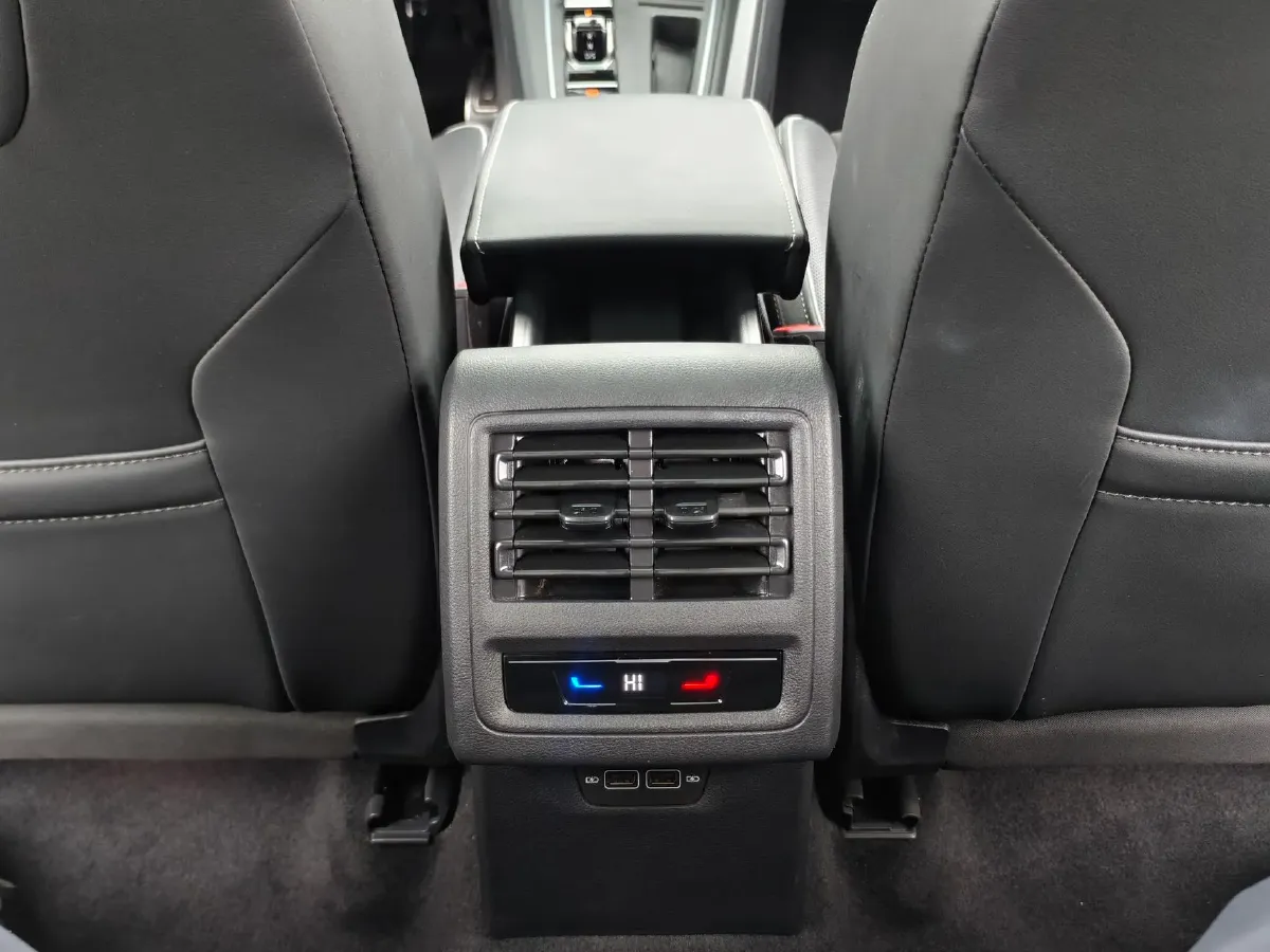 2023 Volkswagen Golf 1.4T 150HP L4 7DCT,autocango,china used car exporter,china ev exporter,chinese used car exporter,chinese used ev exporter