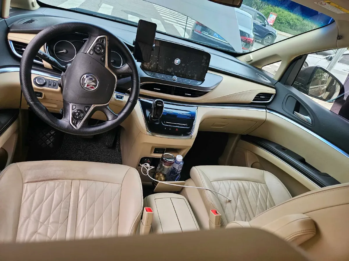 2023 Buick GL8 2.0T 237HP L4 9AT,autocango,china used car exporter,china ev exporter,chinese used car exporter,chinese used ev exporter