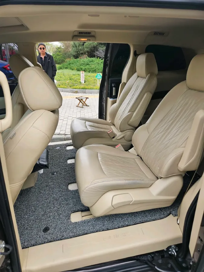 2023 Buick GL8 2.0T 237HP L4 9AT,autocango,china used car exporter,china ev exporter,chinese used car exporter,chinese used ev exporter