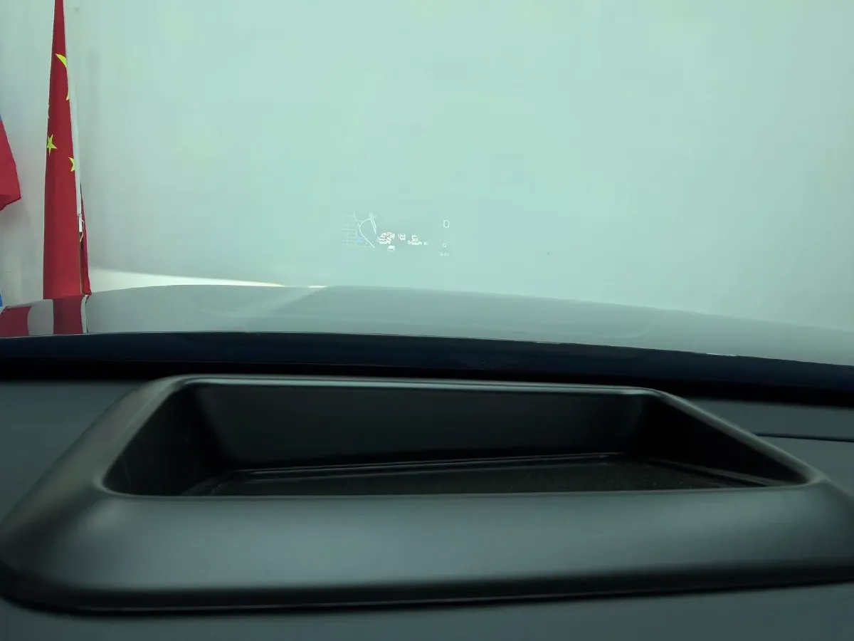 2025 Li L6 Range Extended 154HP L4 REEV,autocango,china used car exporter,china ev exporter,chinese used car exporter,chinese used ev exporter