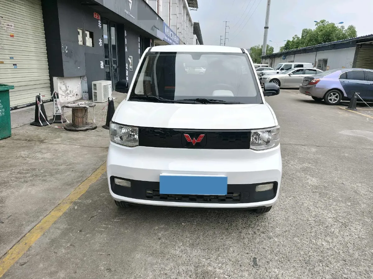 2020 WuLing HongGuang MINI EV BEV 13.8KWH,autocango,china used car exporter,china ev exporter,chinese used car exporter,chinese used ev exporter