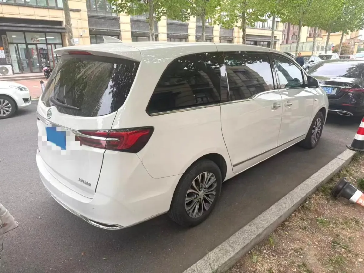 2022 Buick GL8 2.0T 237HP L4 9AT,autocango,china used car exporter,china ev exporter,chinese used car exporter,chinese used ev exporter