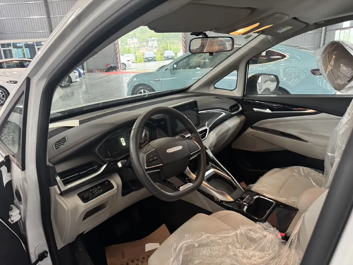 2024 MAXUS G50 1.5T 181HP L4 7DCT,autocango,china used car exporter,china ev exporter,chinese used car exporter,chinese used ev exporter