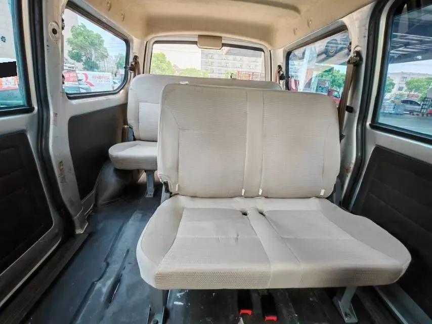 2021 WuLing RongGuang S 1.2L 76HP L4 5MT,autocango,china used car exporter,china ev exporter,chinese used car exporter,chinese used ev exporter