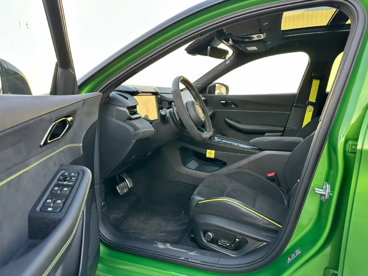 2025 LYNK&CO 03 2.0T 309HP L4 8AT,autocango,china used car exporter,china ev exporter,chinese used car exporter,chinese used ev exporter