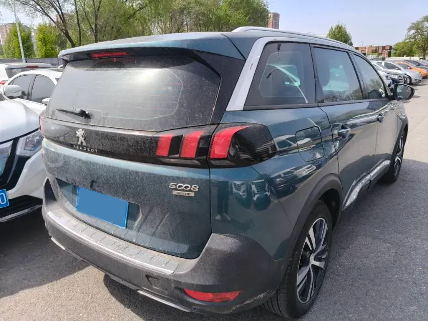 2017 Peugeot 5008 1.8T 204HP L4 6AT,autocango,china used car exporter,china ev exporter,chinese used car exporter,chinese used ev exporter