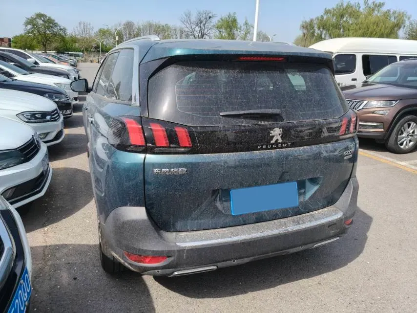2017 Peugeot 5008 1.8T 204HP L4 6AT,autocango,china used car exporter,china ev exporter,chinese used car exporter,chinese used ev exporter