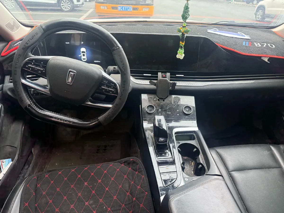 2022 ChangAn CS75 Plus 1.5T 188HP L4 8AT,autocango,china used car exporter,china ev exporter,chinese used car exporter,chinese used ev exporter