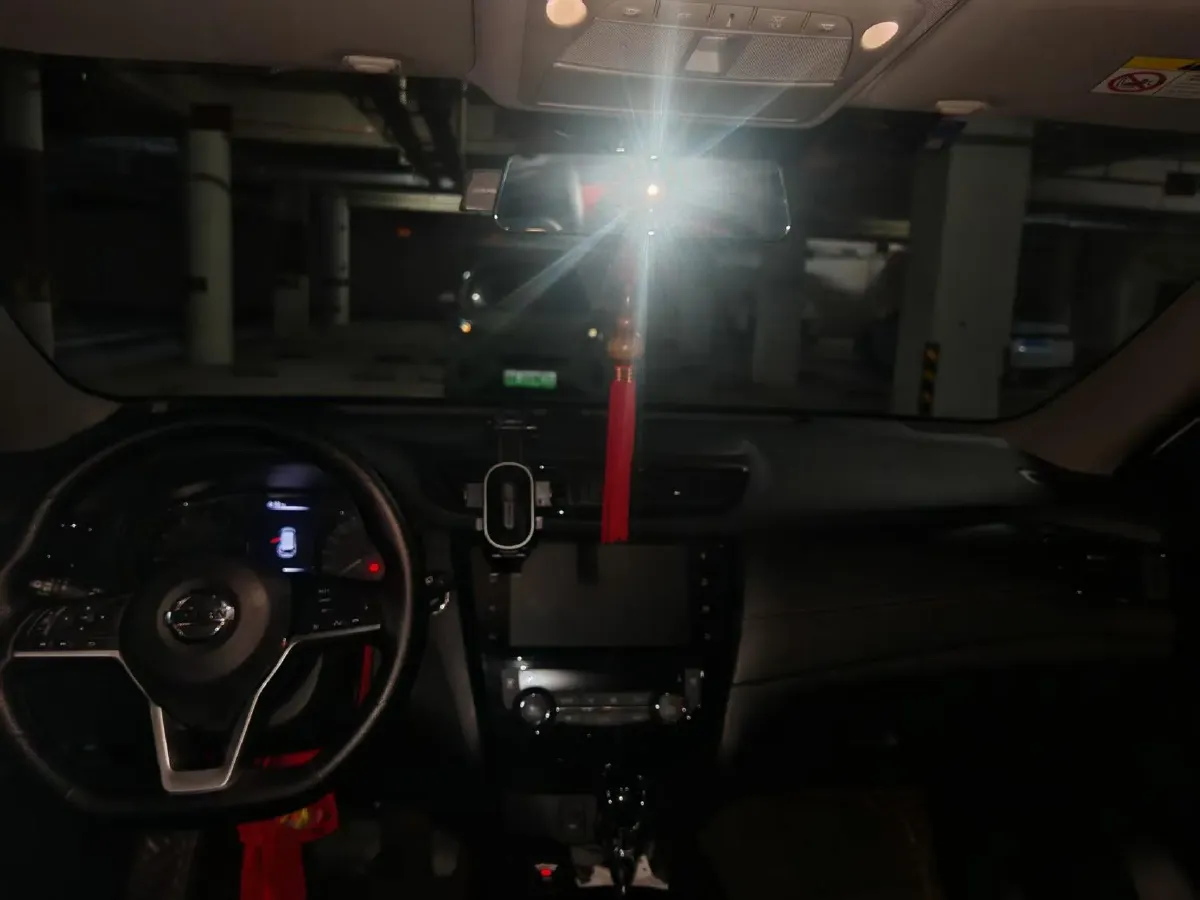 2019 Nissan X-Trail 2.0L 154HP L4 CVT,autocango,china used car exporter,china ev exporter,chinese used car exporter,chinese used ev exporter