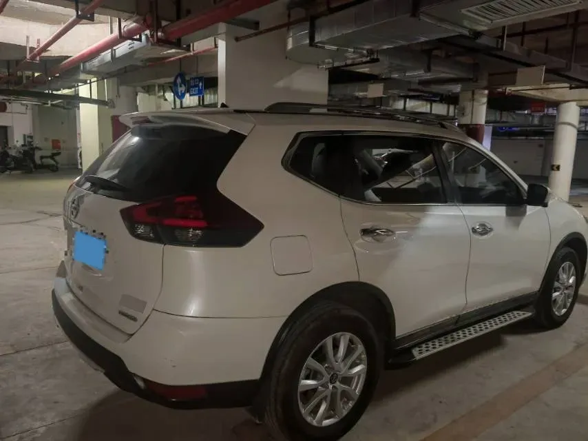 2019 Nissan X-Trail 2.0L 154HP L4 CVT,autocango,china used car exporter,china ev exporter,chinese used car exporter,chinese used ev exporter