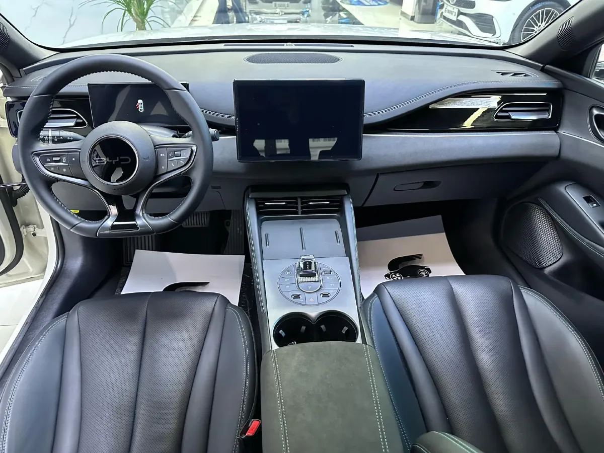 2024 BYD Seal06 1.5L 101HP L4 E-CVT PHEV 15.87KWH,autocango,china used car exporter,china ev exporter,chinese used car exporter,chinese used ev exporter