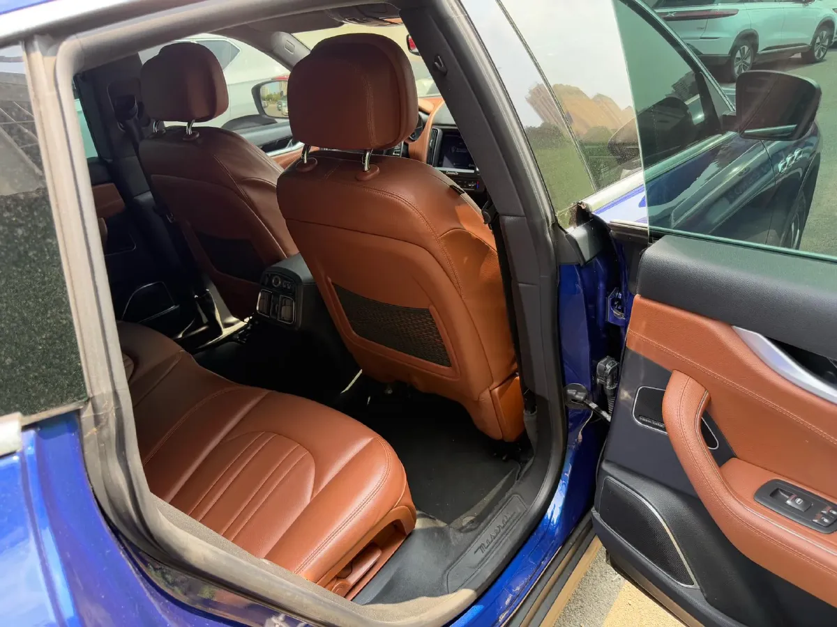 2018 Jaguar XJ 3.0T 340HP V6 8AT,autocango,china used car exporter,china ev exporter,chinese used car exporter,chinese used ev exporter