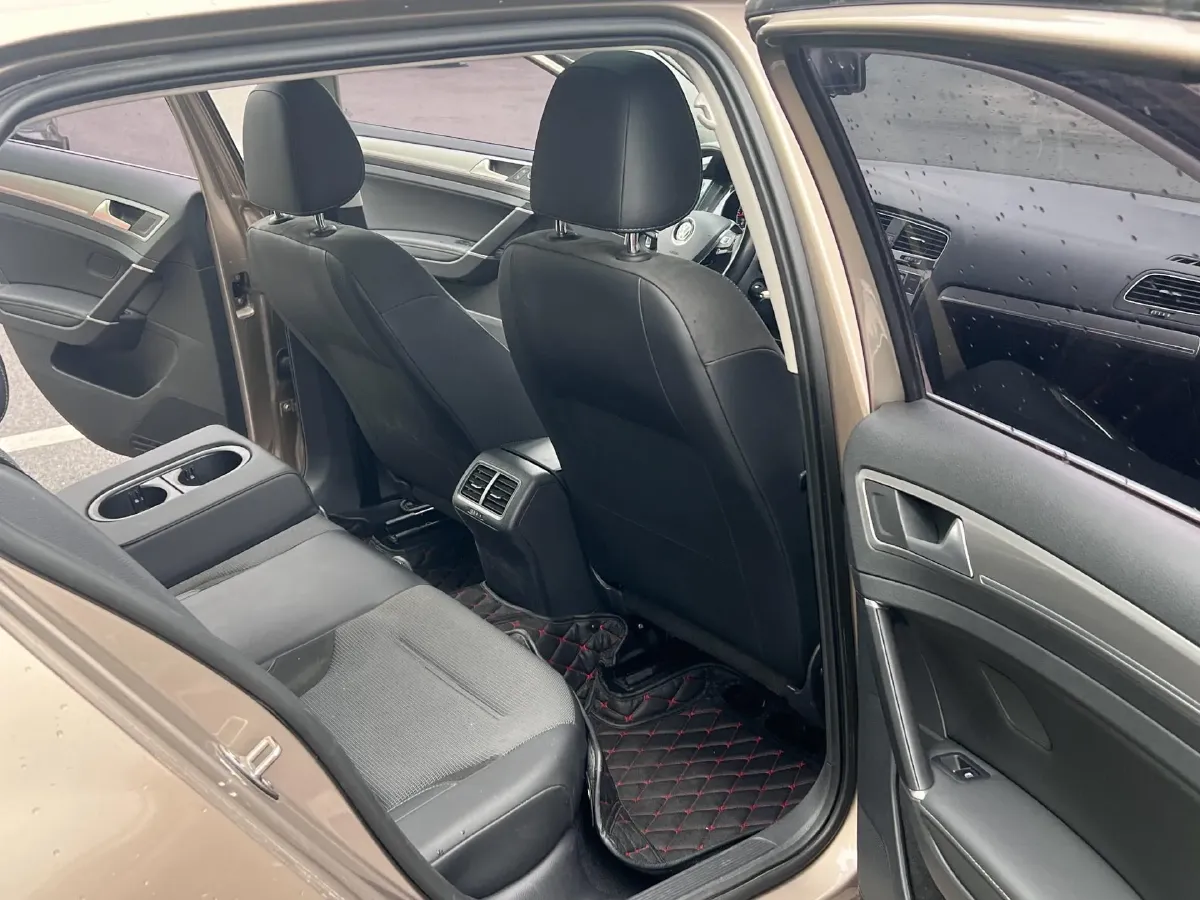 2018 Volkswagen Golf 1.6L 110HP L4 6AT,autocango,china used car exporter,china ev exporter,chinese used car exporter,chinese used ev exporter