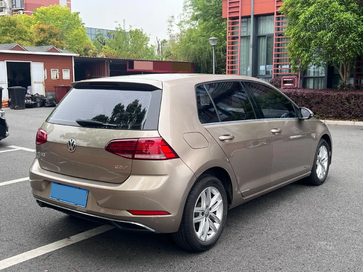 2018 Volkswagen Golf 1.6L 110HP L4 6AT,autocango,china used car exporter,china ev exporter,chinese used car exporter,chinese used ev exporter