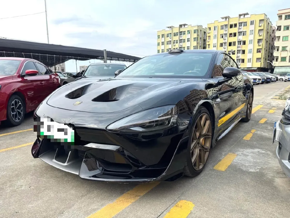 2025 MI SU7 Ultra BEV 93.7KWH,autocango,china used car exporter,china ev exporter,chinese used car exporter,chinese used ev exporter