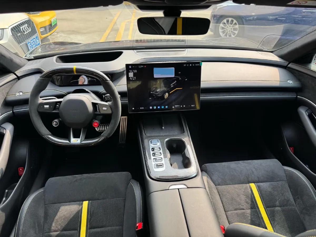 2025 MI SU7 Ultra BEV 93.7KWH,autocango,china used car exporter,china ev exporter,chinese used car exporter,chinese used ev exporter