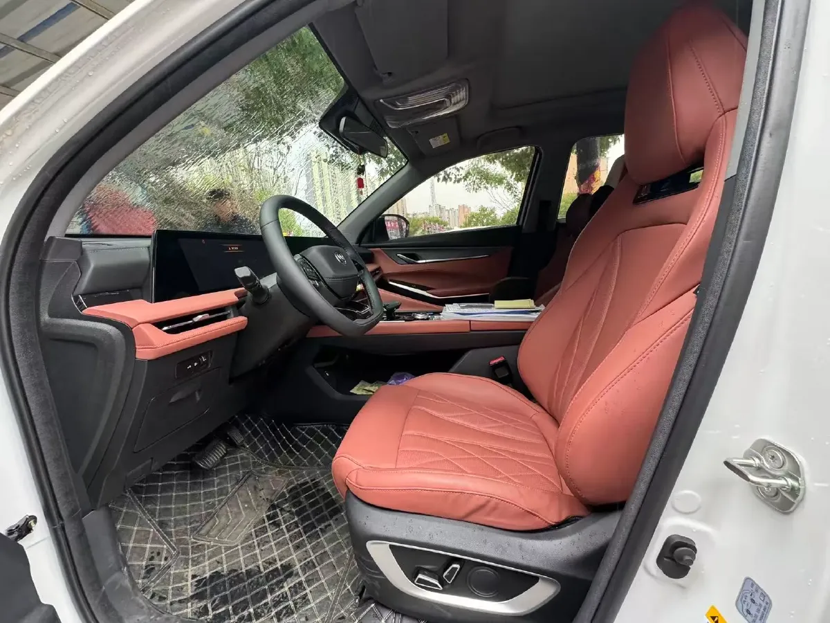 2024 ChangAn CS75 Plus 1.5T 188HP L4 8AT,autocango,china used car exporter,china ev exporter,chinese used car exporter,chinese used ev exporter