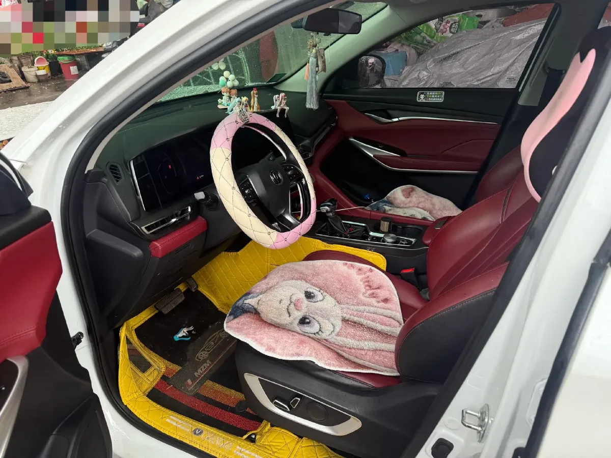 2021 ChangAn CS75 Plus 1.5T 178HP L4 6AT,autocango,china used car exporter,china ev exporter,chinese used car exporter,chinese used ev exporter