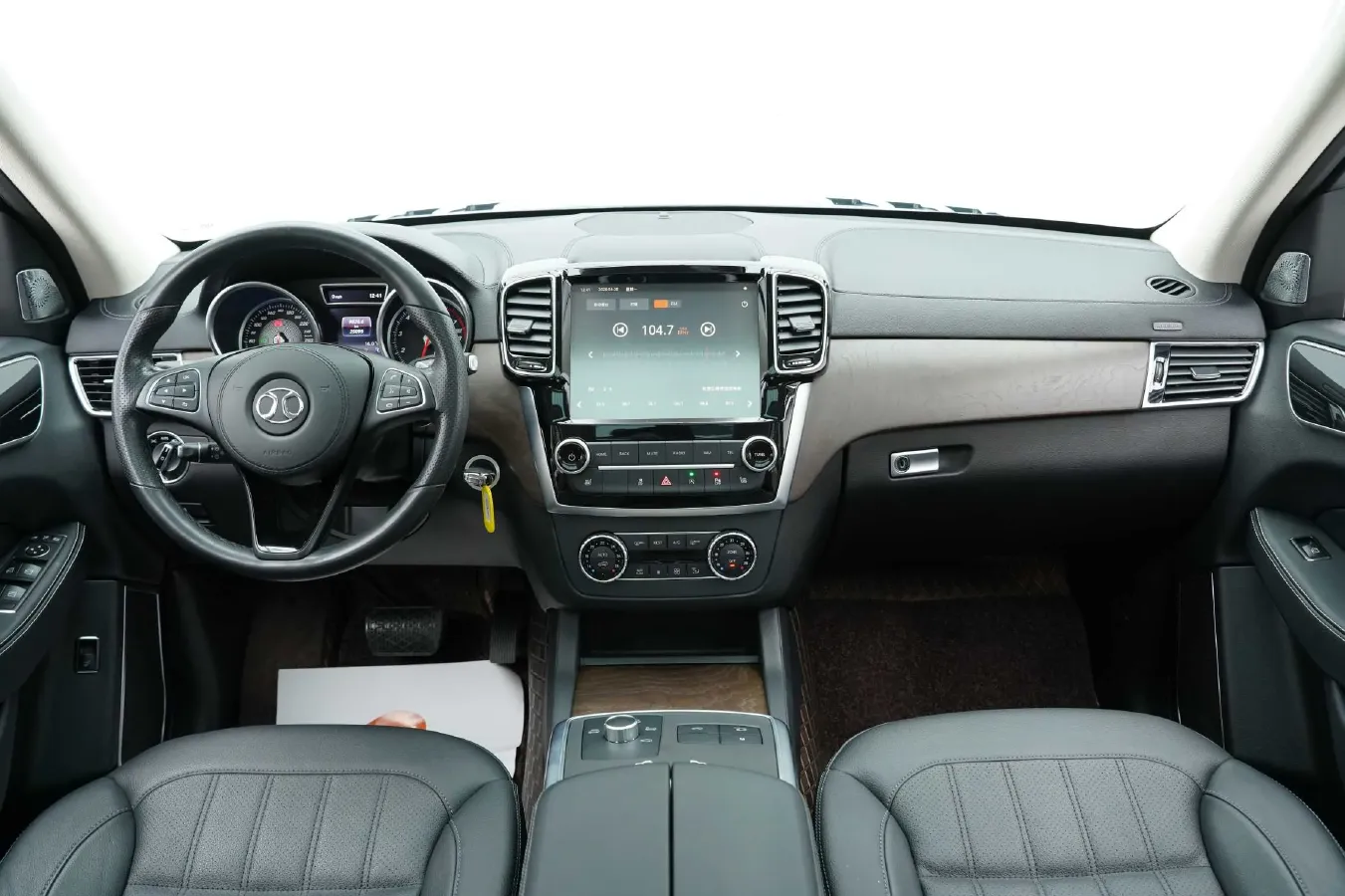 2021 Beijing BJ90 4.0T 422HP V8 9AT,autocango,china used car exporter,china ev exporter,chinese used car exporter,chinese used ev exporter