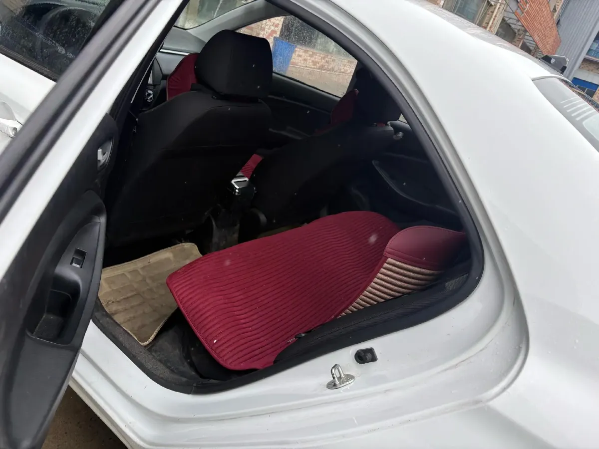 2020 Hyundai Reina 1.4L 95HP L4 5MT,autocango,china used car exporter,china ev exporter,chinese used car exporter,chinese used ev exporter