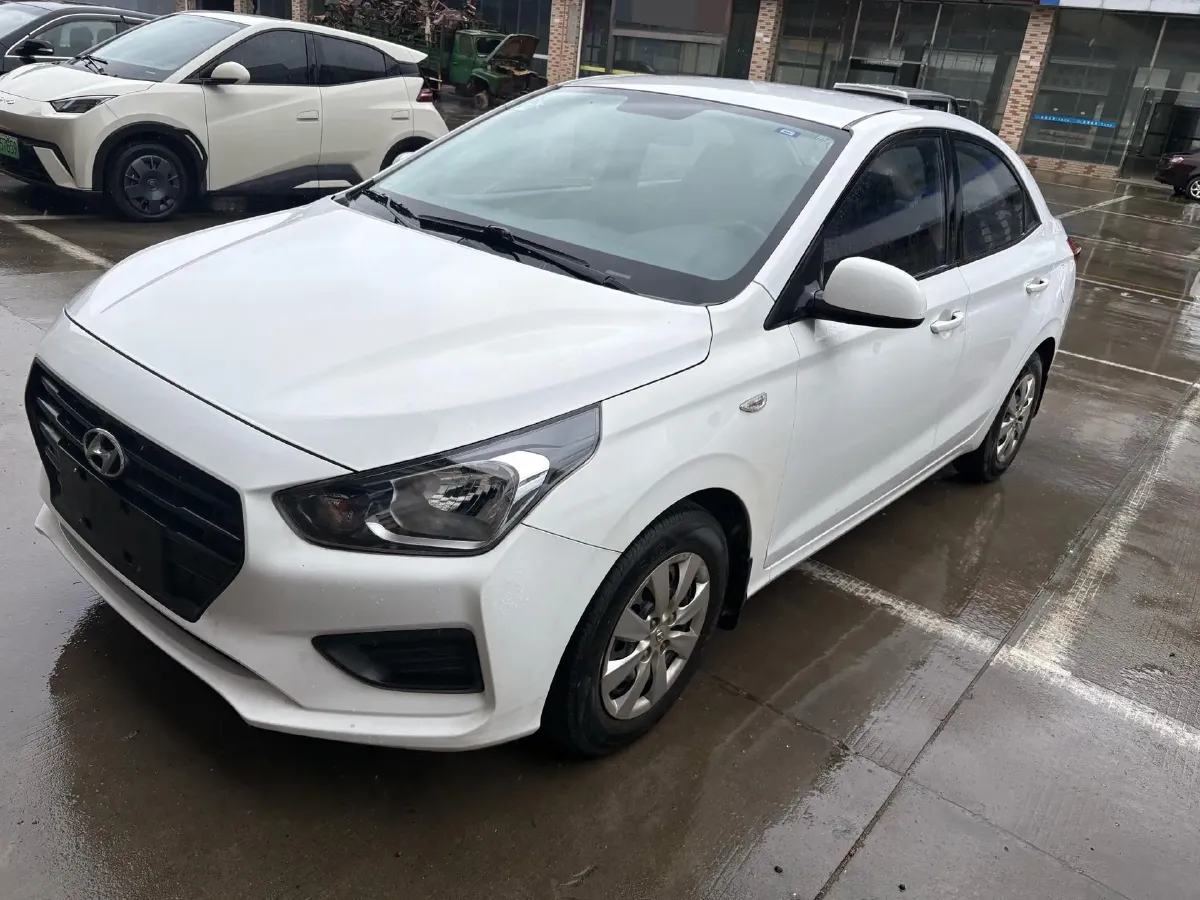 2020 Hyundai Reina 1.4L 95HP L4 5MT,autocango,china used car exporter,china ev exporter,chinese used car exporter,chinese used ev exporter