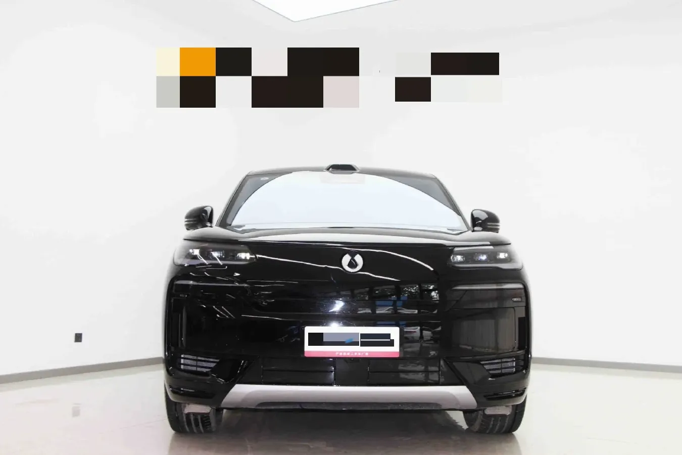 2025 Denza DenzaN9 2.0T 207HP L4 E-CVT PHEV,autocango,china used car exporter,china ev exporter,chinese used car exporter,chinese used ev exporter