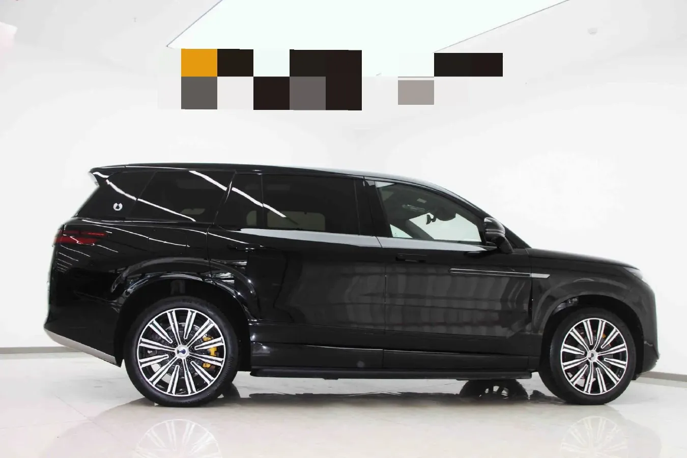 2025 Denza DenzaN9 2.0T 207HP L4 E-CVT PHEV,autocango,china used car exporter,china ev exporter,chinese used car exporter,chinese used ev exporter