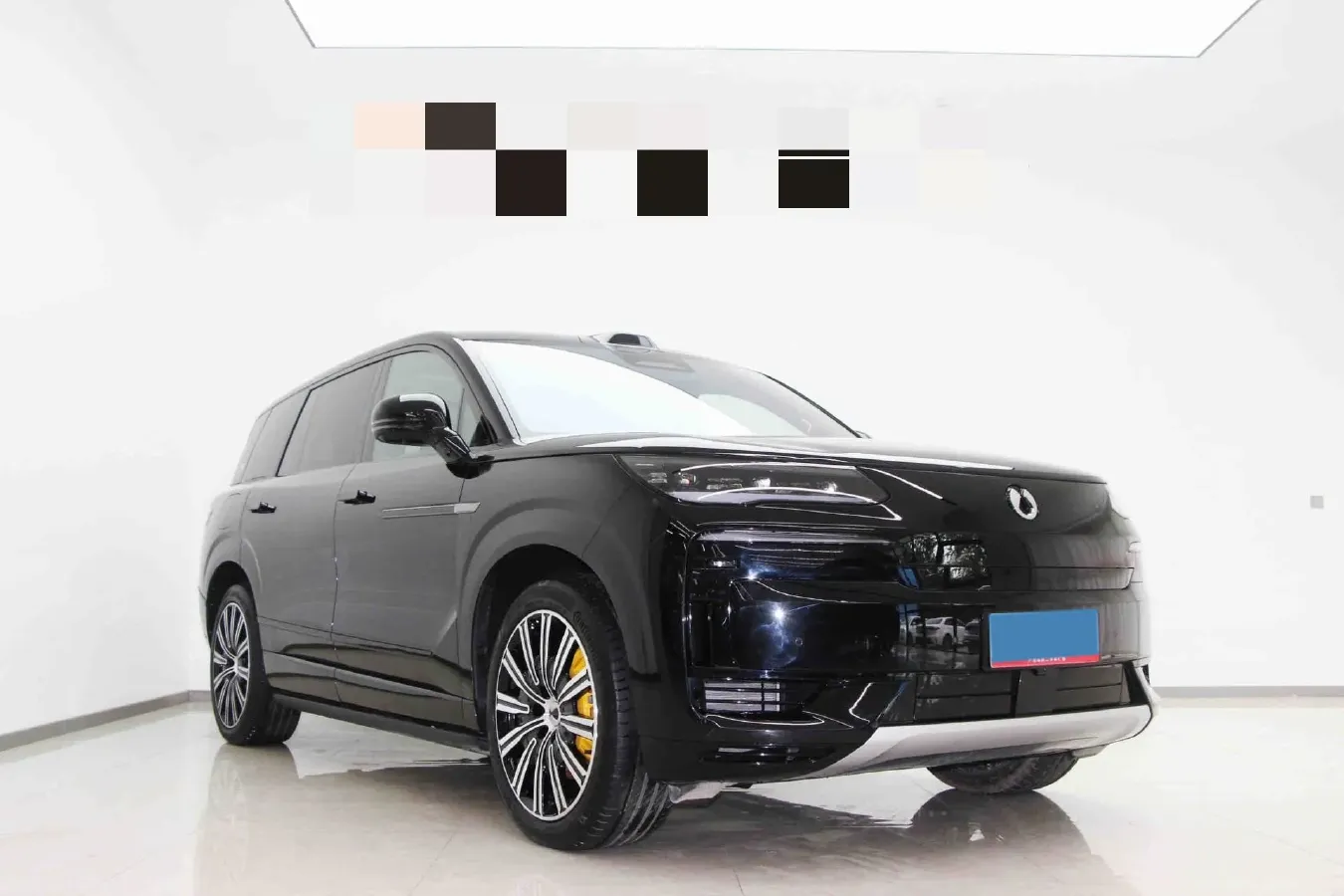2025 Denza DenzaN9 2.0T 207HP L4 E-CVT PHEV,autocango,china used car exporter,china ev exporter,chinese used car exporter,chinese used ev exporter