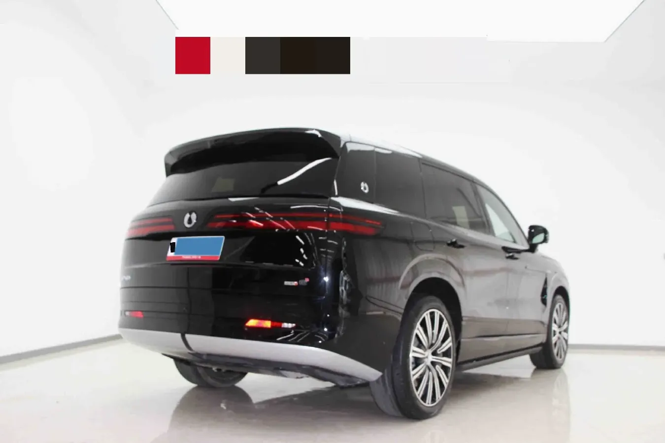 2025 Denza DenzaN9 2.0T 207HP L4 E-CVT PHEV,autocango,china used car exporter,china ev exporter,chinese used car exporter,chinese used ev exporter