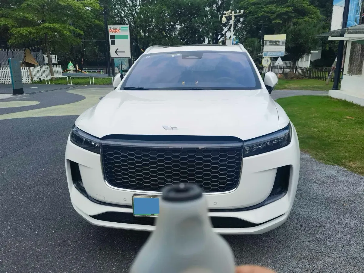 2021 Li ONE Range Extended 131HP REEV 40.5KWH,autocango,china used car exporter,china ev exporter,chinese used car exporter,chinese used ev exporter
