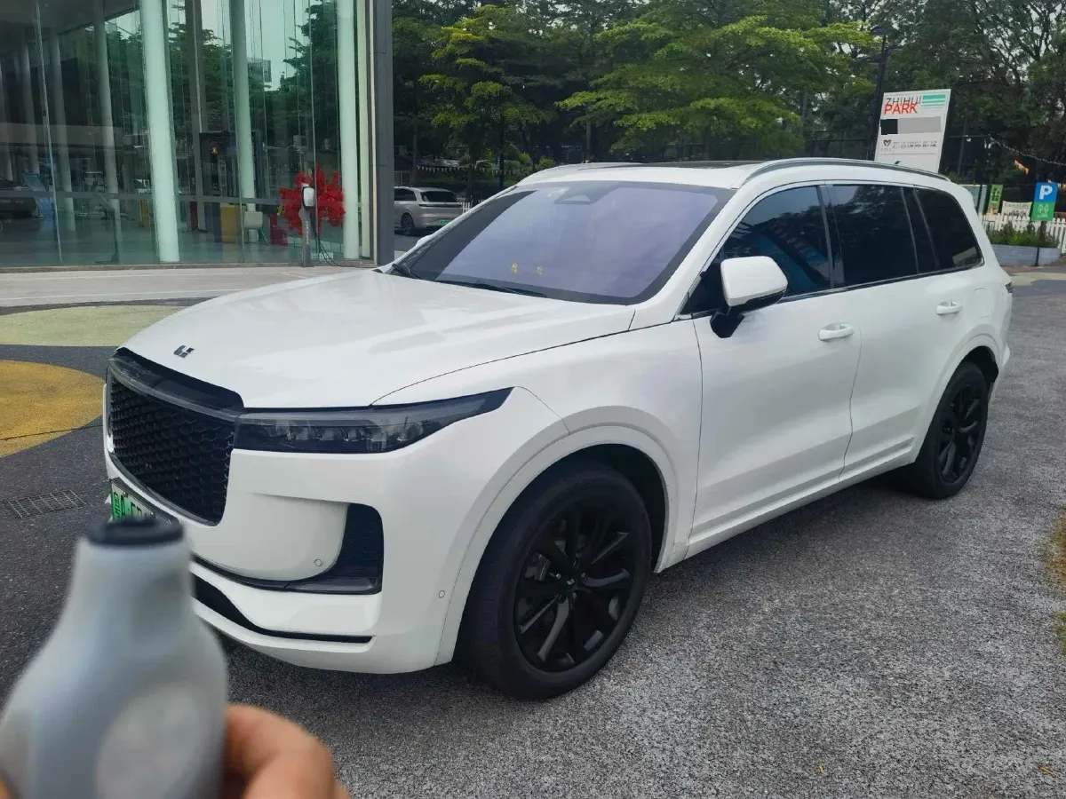 2021 Li ONE Range Extended 131HP REEV 40.5KWH,autocango,china used car exporter,china ev exporter,chinese used car exporter,chinese used ev exporter