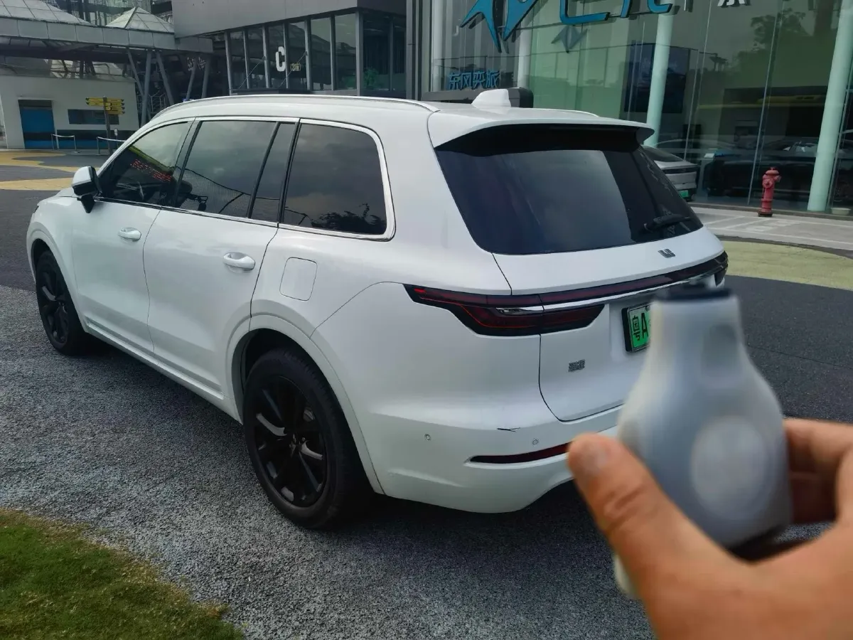 2021 Li ONE Range Extended 131HP REEV 40.5KWH,autocango,china used car exporter,china ev exporter,chinese used car exporter,chinese used ev exporter