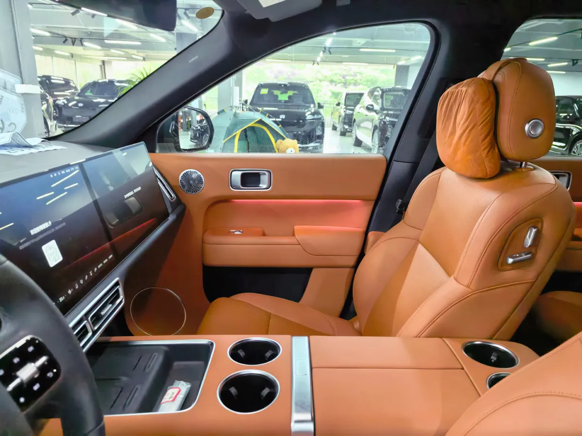 2025 Li L9 Range Extended 154HP REEV,autocango,china used car exporter,china ev exporter,chinese used car exporter,chinese used ev exporter