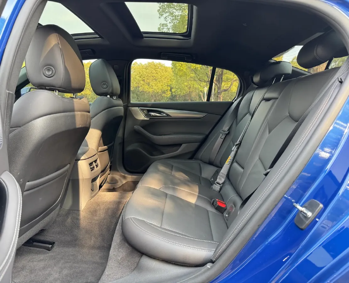 2021 Cadillac CT5 2.0T 237HP L4 10AT,autocango,china used car exporter,china ev exporter,chinese used car exporter,chinese used ev exporter