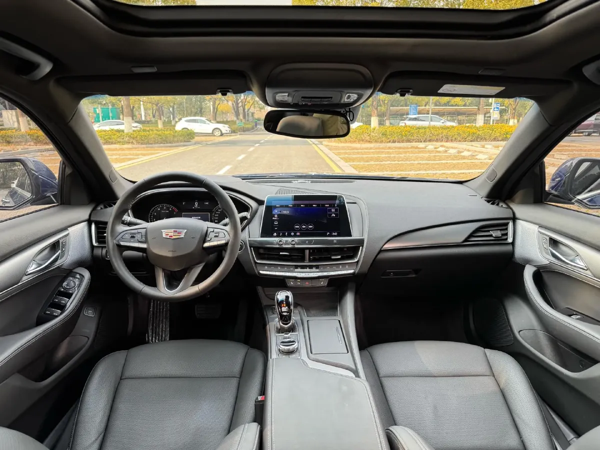 2021 Cadillac CT5 2.0T 237HP L4 10AT,autocango,china used car exporter,china ev exporter,chinese used car exporter,chinese used ev exporter
