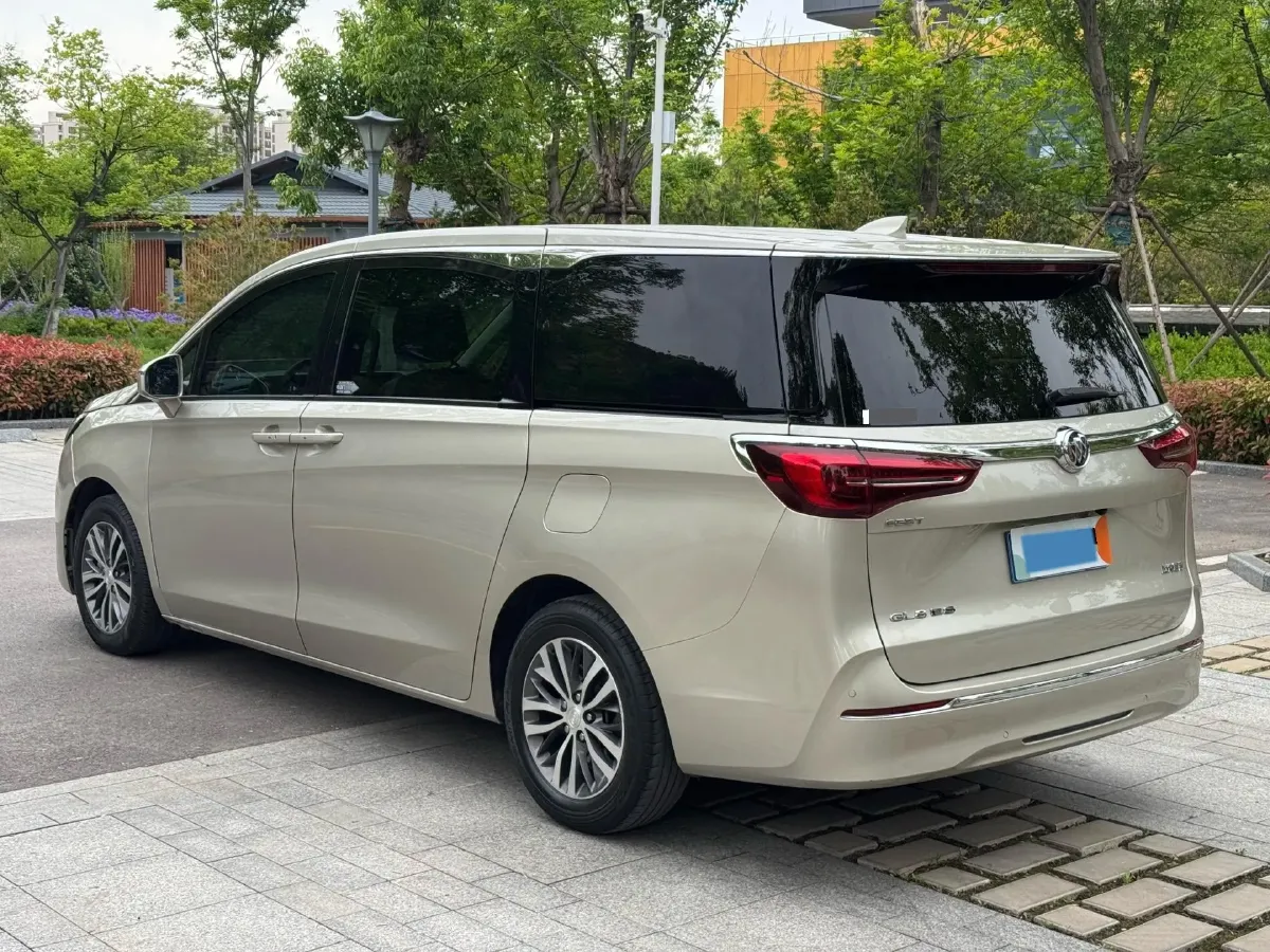 2021 Buick GL8 2.0T 237HP L4 9AT,autocango,china used car exporter,china ev exporter,chinese used car exporter,chinese used ev exporter