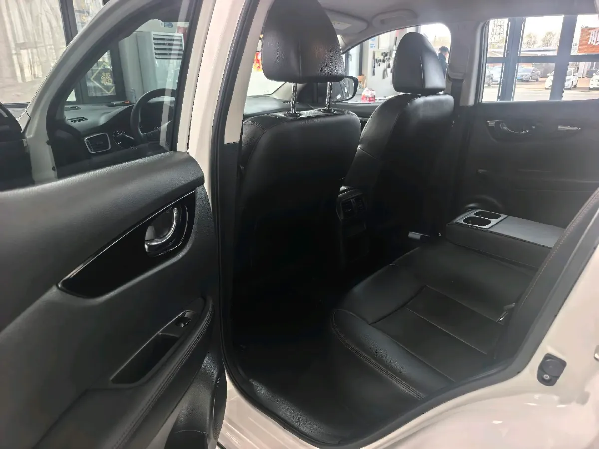 2023 Nissan Qashqai 2.0L 151HP L4 CVT,autocango,china used car exporter,china ev exporter,chinese used car exporter,chinese used ev exporter