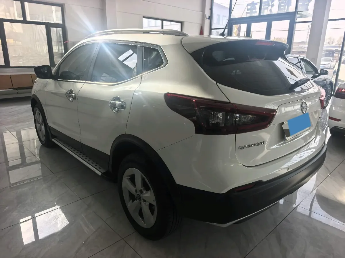 2023 Nissan Qashqai 2.0L 151HP L4 CVT,autocango,china used car exporter,china ev exporter,chinese used car exporter,chinese used ev exporter