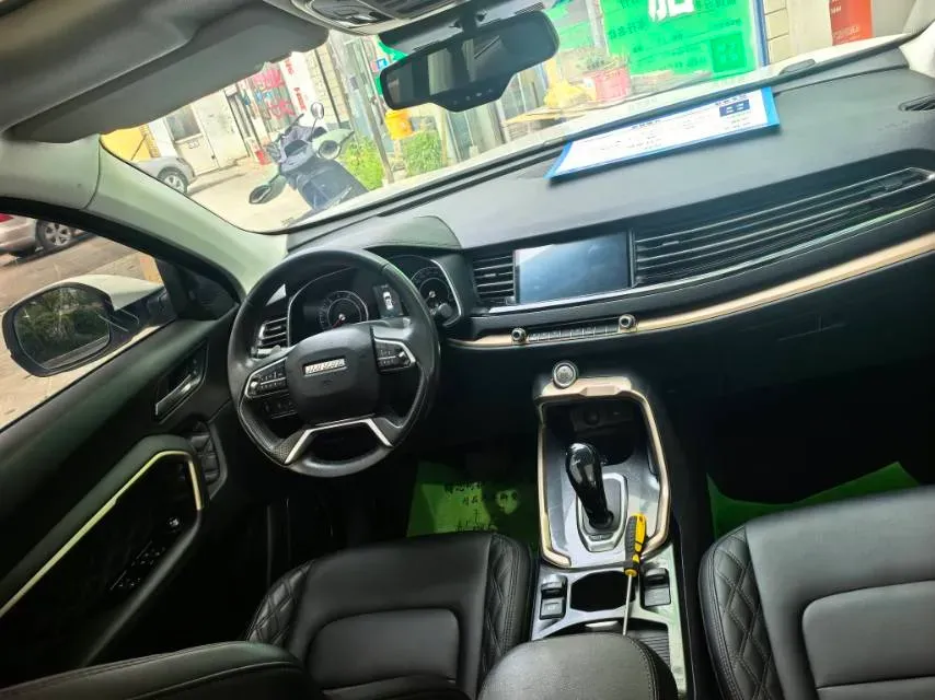 2020 Haval H6 1.5T 169HP L4 7DCT,autocango,china used car exporter,china ev exporter,chinese used car exporter,chinese used ev exporter