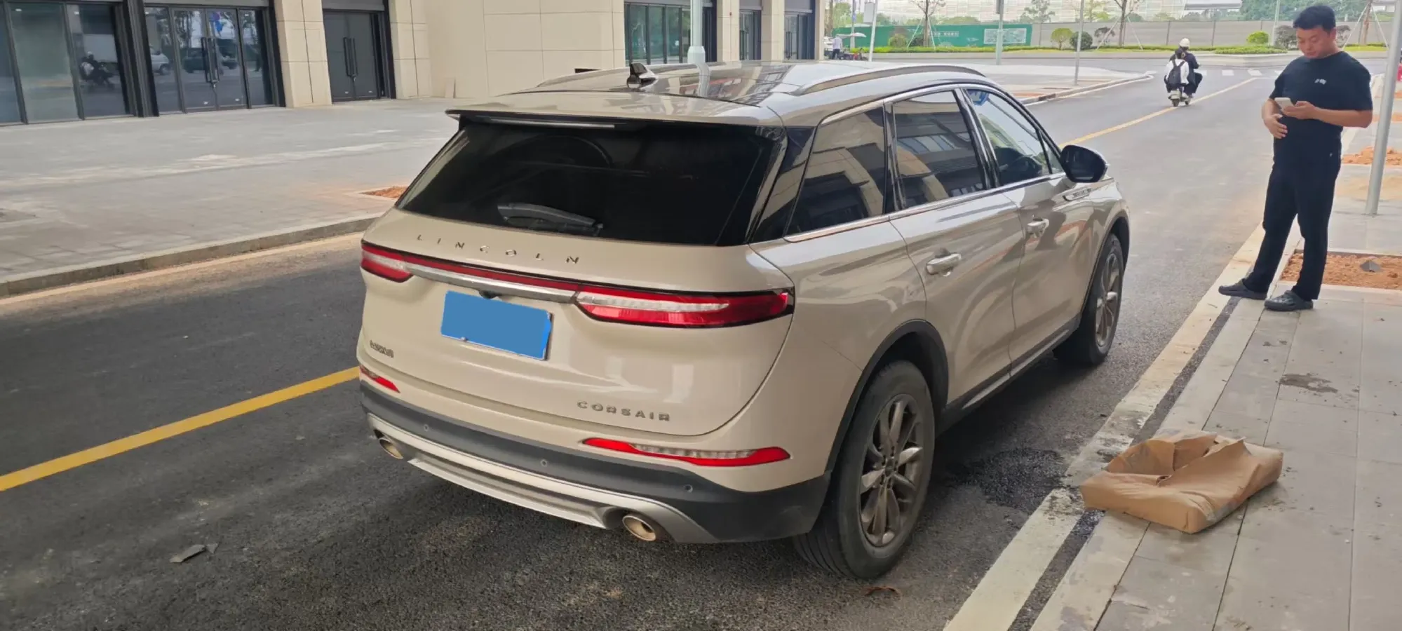 2021 Lincoln Corsair 2.0T 245HP L4 8AT,autocango,china used car exporter,china ev exporter,chinese used car exporter,chinese used ev exporter