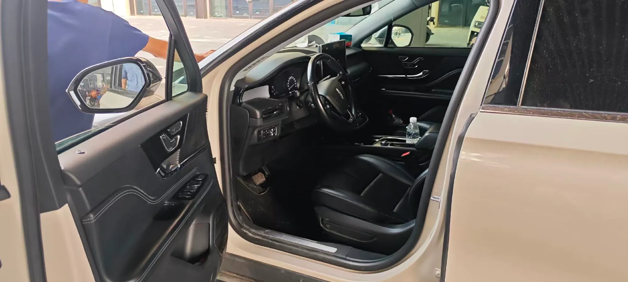 2021 Lincoln Corsair 2.0T 245HP L4 8AT,autocango,china used car exporter,china ev exporter,chinese used car exporter,chinese used ev exporter