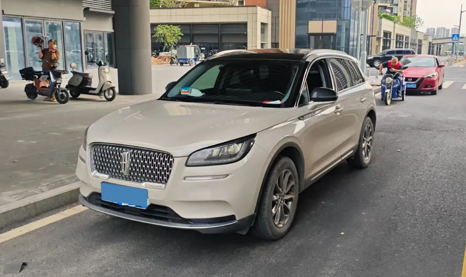 2021 Lincoln Corsair 2.0T 245HP L4 8AT,autocango,china used car exporter,china ev exporter,chinese used car exporter,chinese used ev exporter