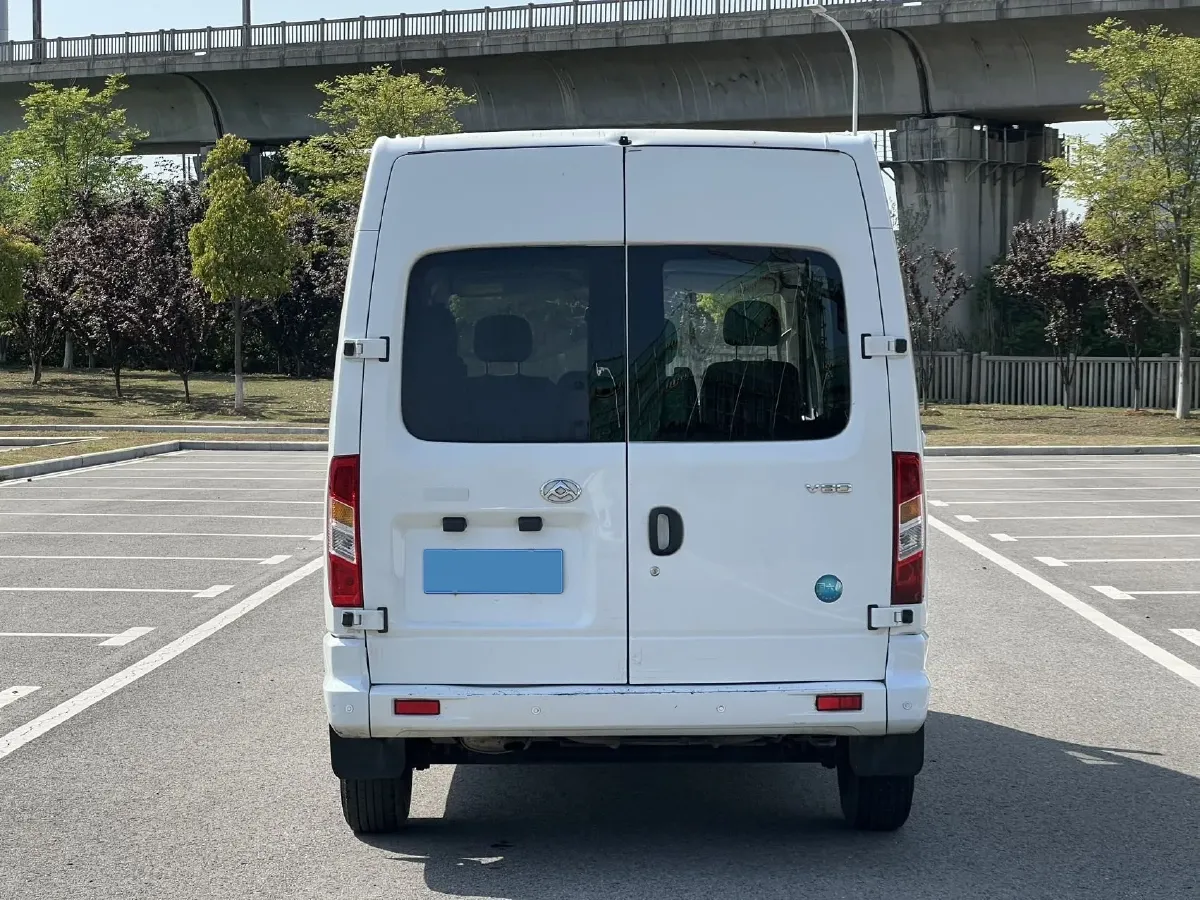 2021 JMC TeShun 2.8T 122HP L4 5MT,autocango,china used car exporter,china ev exporter,chinese used car exporter,chinese used ev exporter