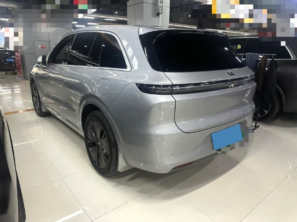 2024 Li L6 Range Extended 154HP L4 REEV 36.8KWH,autocango,china used car exporter,china ev exporter,chinese used car exporter,chinese used ev exporter