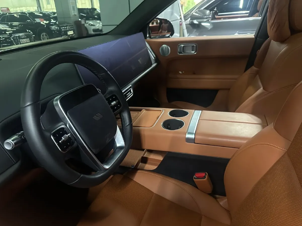 2024 Li L6 Range Extended 154HP L4 REEV 36.8KWH,autocango,china used car exporter,china ev exporter,chinese used car exporter,chinese used ev exporter