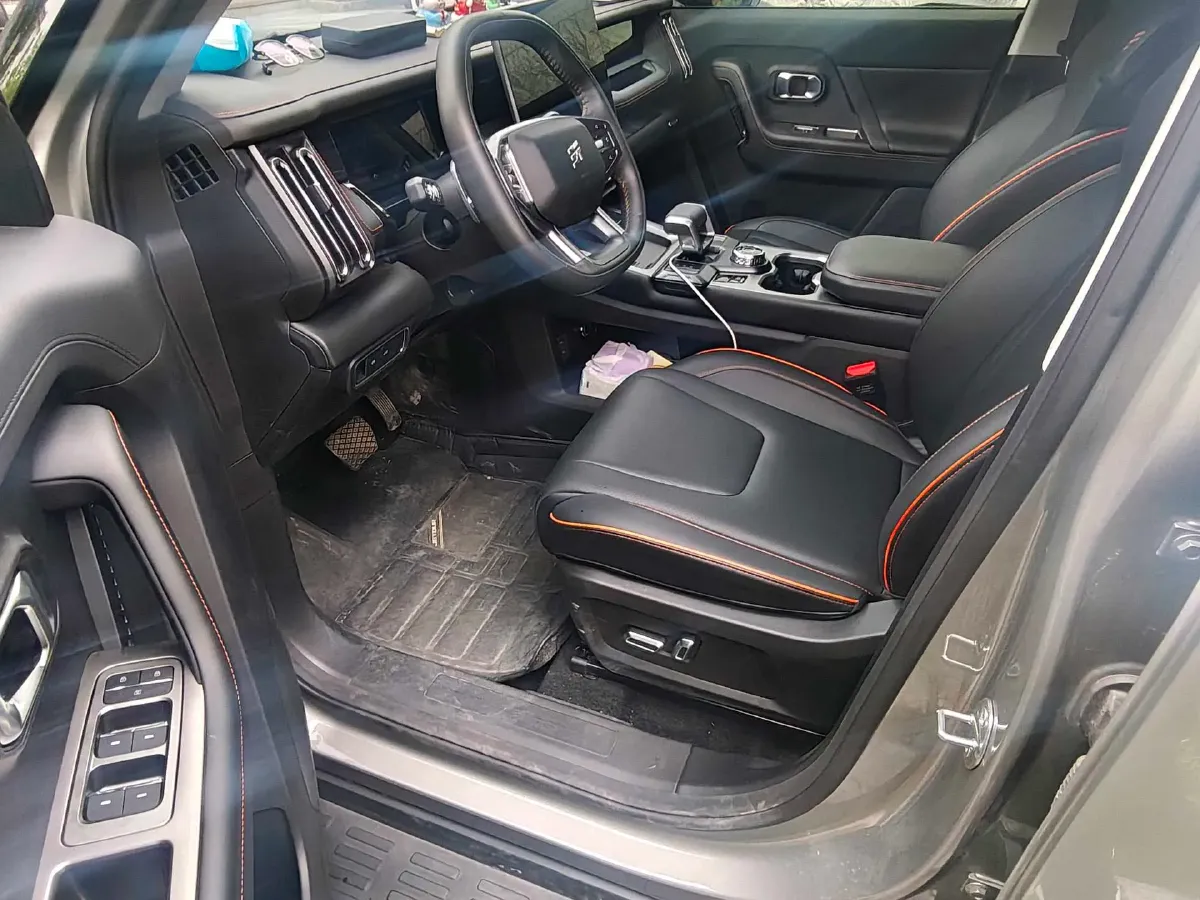 2025 Jetour Traveller 1.5T 184HP L4 7DCT,autocango,china used car exporter,china ev exporter,chinese used car exporter,chinese used ev exporter